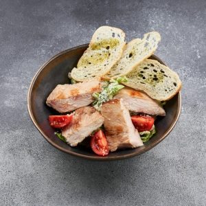 Цезарь с курицей