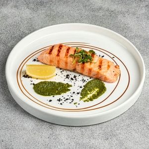 Стейк из лосося на гриле или на пару"