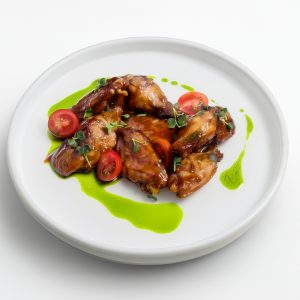 Куриные крылья в барбекю глазури