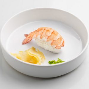 Нигири суши с креветкой